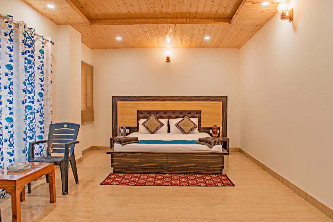 Mystic Kasauli I Pvt Balcony I Peacefull Area I Serviced Apt I By Exotic Stays Kültér fotó