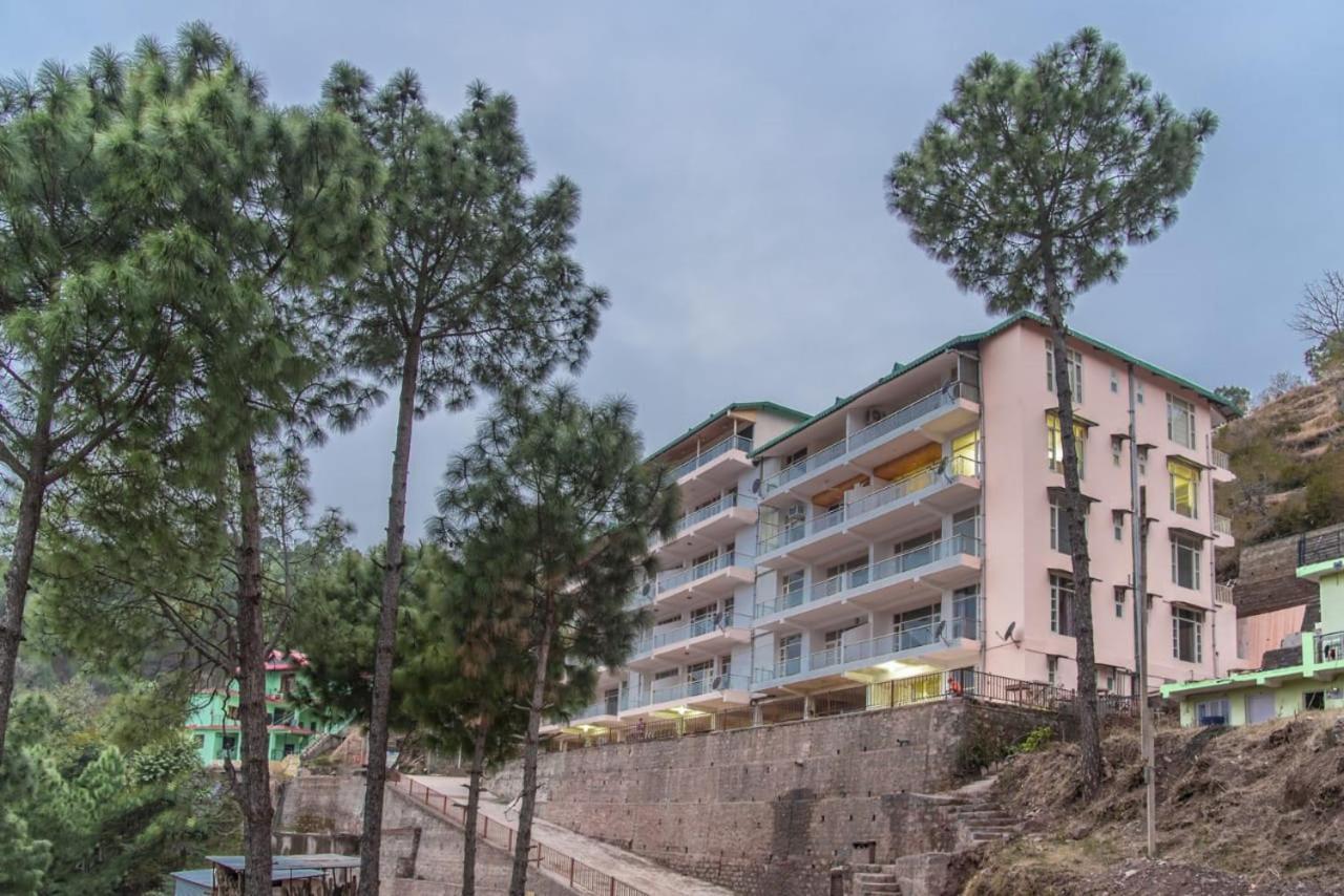 Mystic Kasauli I Pvt Balcony I Peacefull Area I Serviced Apt I By Exotic Stays Kültér fotó